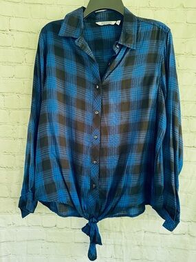 New Direction Made in India Button-Front Plaid Tie-Hem Shirt - Blue/Black